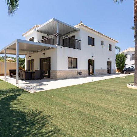 Lime 3-Bedroom Villa In Protaras Exteriör bild
