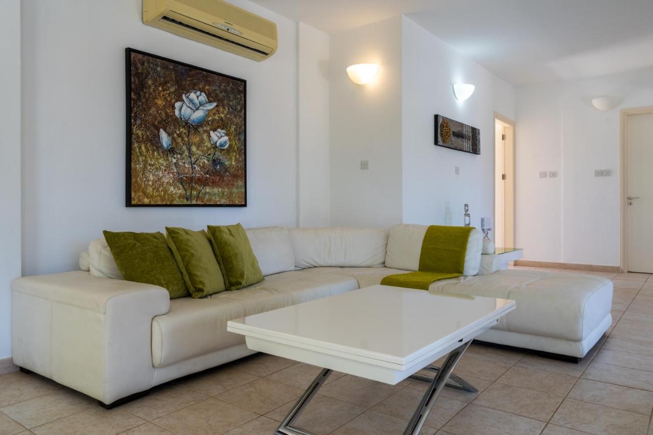 Lime 3-Bedroom Villa In Protaras Exteriör bild